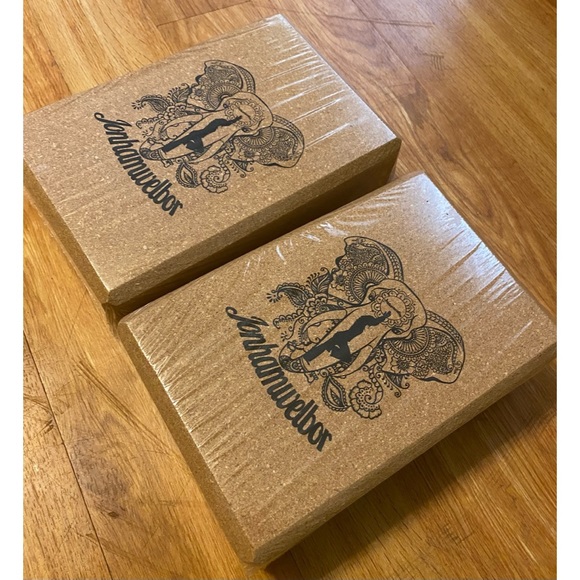Brown Yoga Blocks
